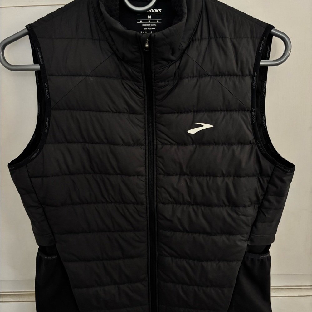 Brooks Black Puffer Vest